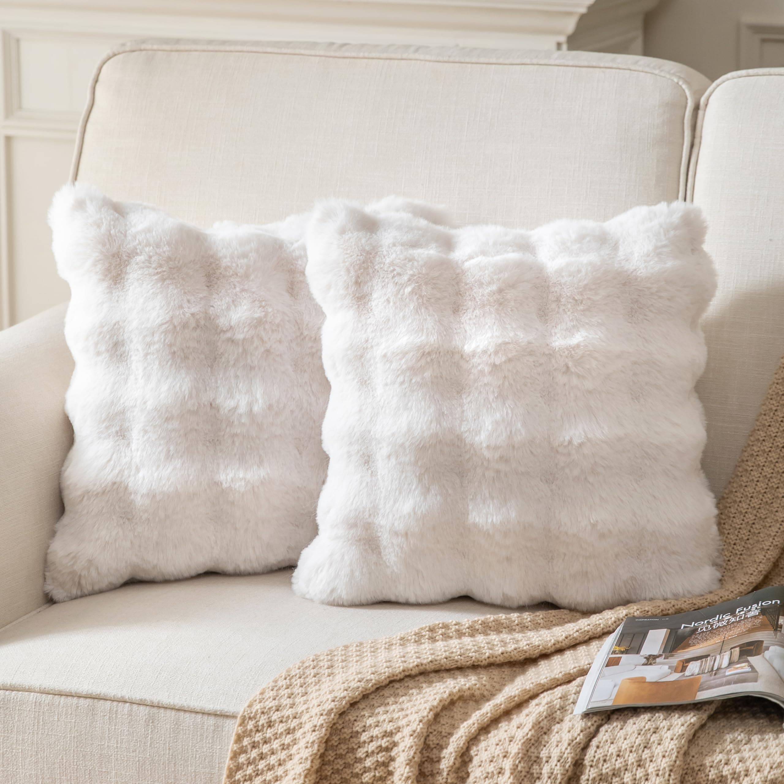 2er‑Set Samt‑Plüsch Kissenbezüge 45x45 cm – Luxus weiche Zierkissenhüllen, Cremeweiß